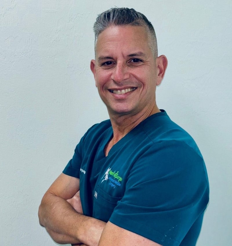 Dr. Randy Domínguez